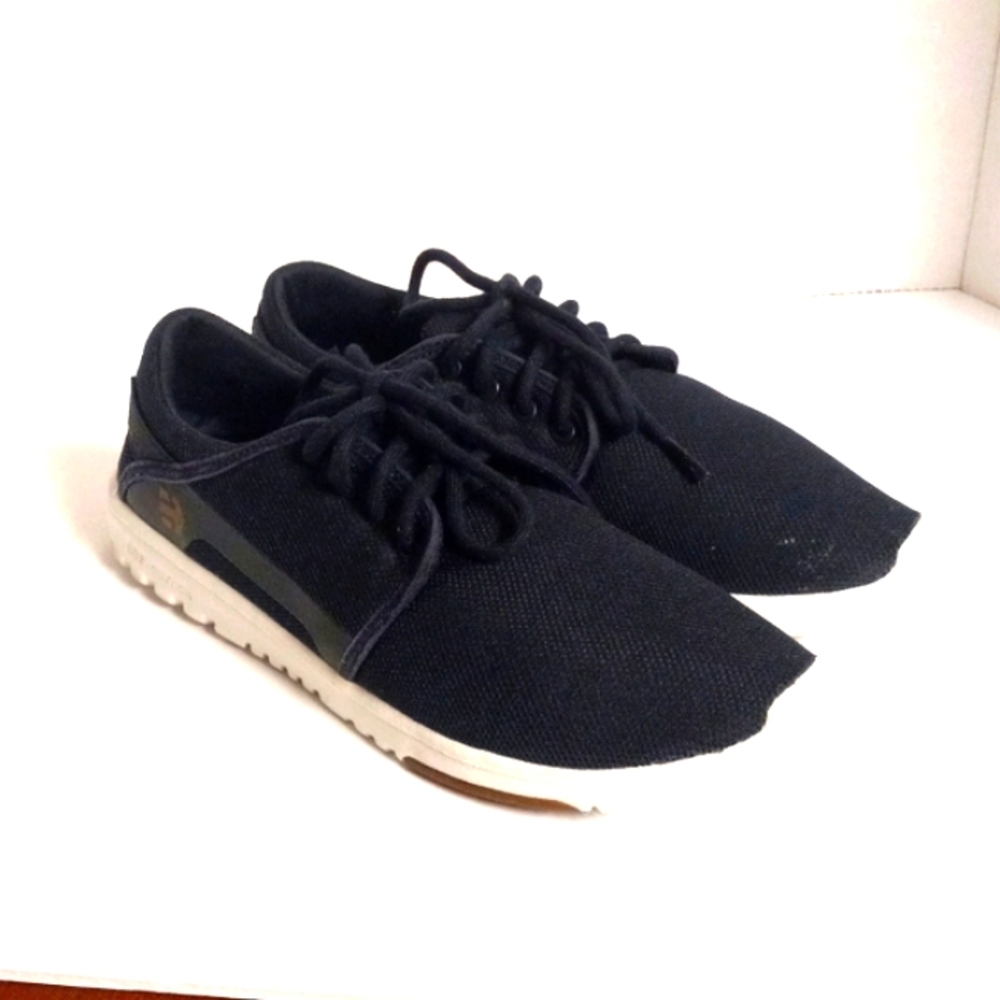 Etnies Men’s Scout Ryan Sheckler Size 8.5 Skate Shoes Navy Blue/ White/Gum